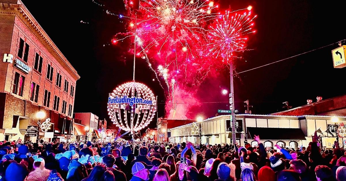 Ludington’s New Year’s Eve Ball Drop: A Weekend Full of Tradition