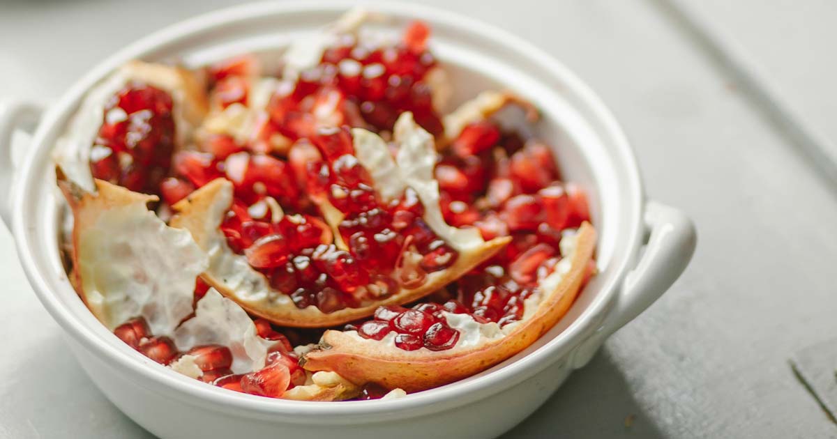 9-foods-to-boost-your-energy-pomegranate